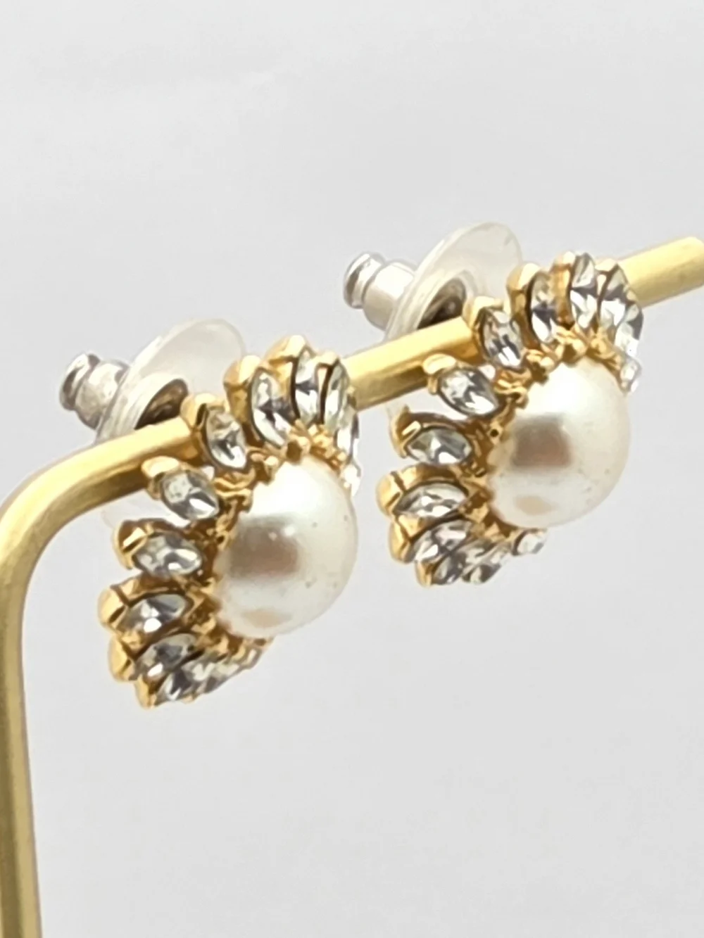 Vintage Monet Faux Pearl & Rhinestone Sunburst Stud Earrings | Gold Tone Pierced